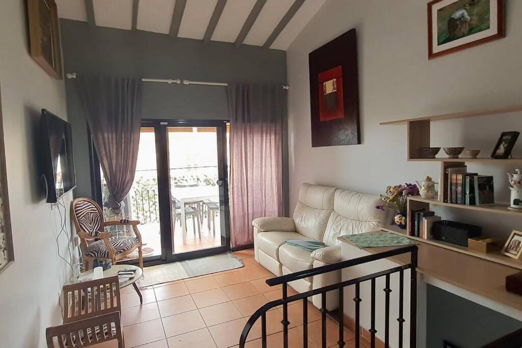 Preciosa Casa En Vilajoyosa Con Vistas Al Mar En Las Casas Colgantes Del Casco Antiguo Villajoyosa Εξωτερικό φωτογραφία