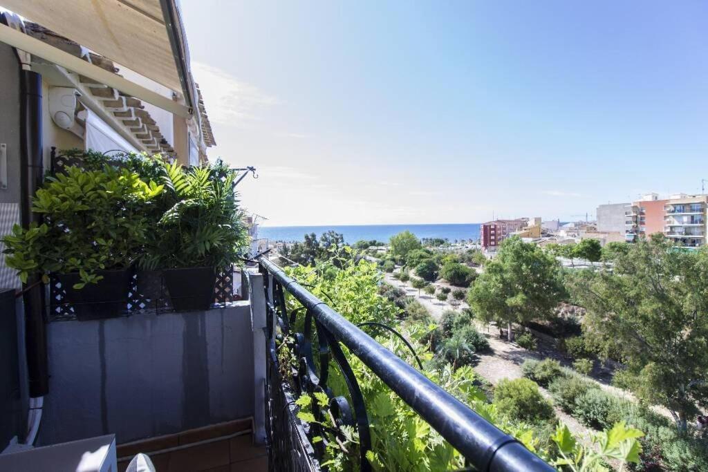 Preciosa Casa En Vilajoyosa Con Vistas Al Mar En Las Casas Colgantes Del Casco Antiguo Villajoyosa Εξωτερικό φωτογραφία