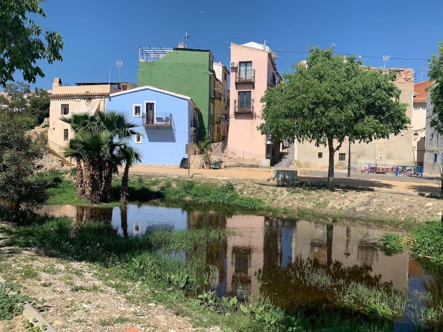Preciosa Casa En Vilajoyosa Con Vistas Al Mar En Las Casas Colgantes Del Casco Antiguo Villajoyosa Εξωτερικό φωτογραφία