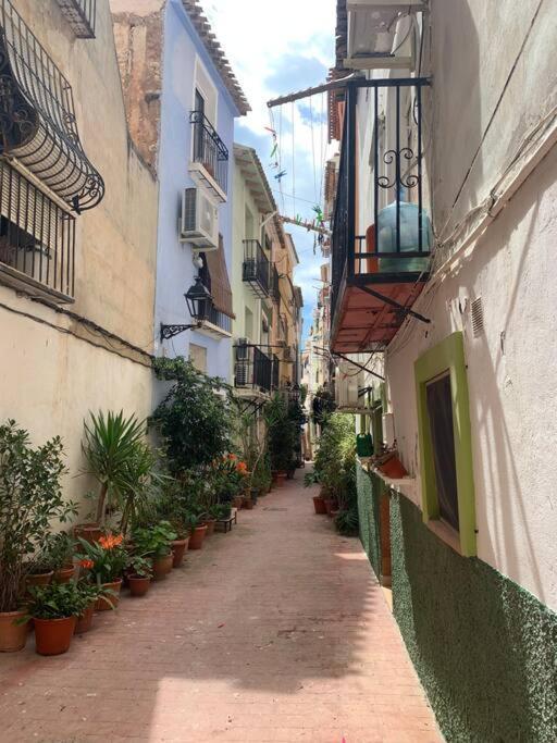 Preciosa Casa En Vilajoyosa Con Vistas Al Mar En Las Casas Colgantes Del Casco Antiguo Villajoyosa Εξωτερικό φωτογραφία