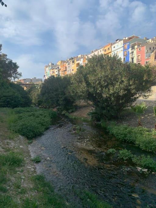 Preciosa Casa En Vilajoyosa Con Vistas Al Mar En Las Casas Colgantes Del Casco Antiguo Villajoyosa Εξωτερικό φωτογραφία