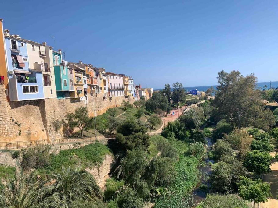 Preciosa Casa En Vilajoyosa Con Vistas Al Mar En Las Casas Colgantes Del Casco Antiguo Villajoyosa Εξωτερικό φωτογραφία