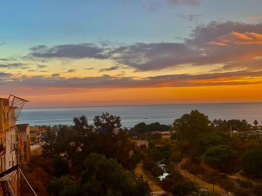 Preciosa Casa En Vilajoyosa Con Vistas Al Mar En Las Casas Colgantes Del Casco Antiguo Villajoyosa Εξωτερικό φωτογραφία